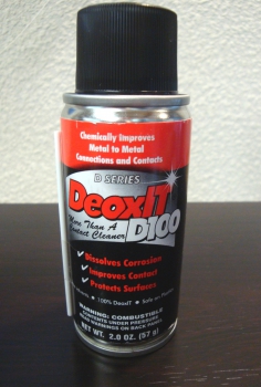 DeoxIT D100S-2 Spray Cleaning Spray