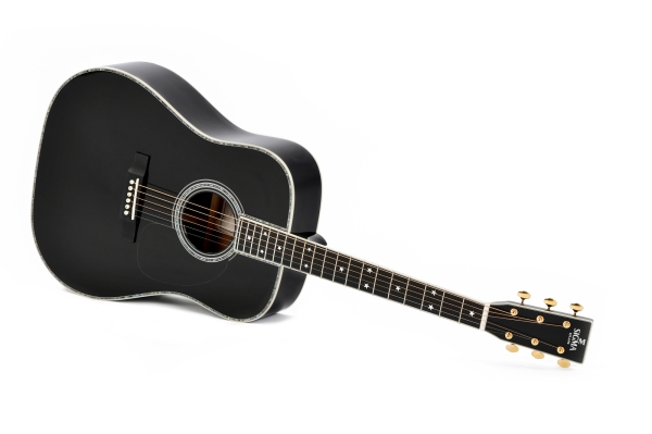 Sigma DT-42 Dreadnought